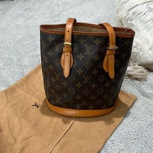 Authentic Louis Vuitton Bucket Bag